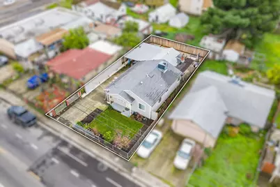 850 Eleanor Avenue, Sacramento, CA 95815 - Photo 38