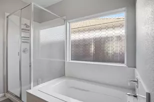 215 E Hawkeye Ave, Turlock, CA 95380 - Photo 18