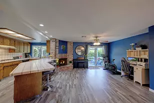 8242 Treecrest Ave, Fair Oaks, CA 95628 - Photo 18