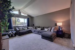 8242 Treecrest Ave, Fair Oaks, CA 95628 - Photo 12