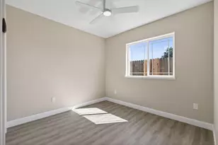 5967 Cortes Ct, Sacramento, CA 95824 - Photo 14