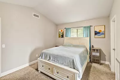 8153 La Almendra Way, Sacramento, CA 95823 - Photo 30