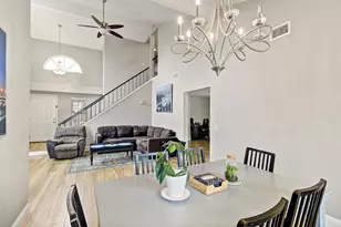 8153 La Almendra Way, Sacramento, CA 95823 - Photo 14