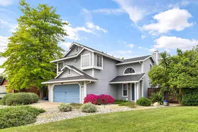 8153 La Almendra Way, Sacramento, CA 95823 - Photo 2