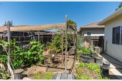 123 Manzanita Avenue, Merced, CA 95341 - Photo 24
