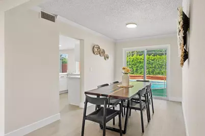 9243 Carla Way, Sacramento, CA 95826 - Photo 6