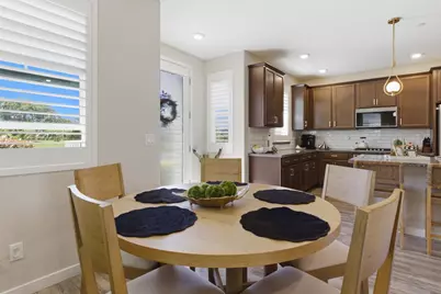 2949 Grassy Bank Avenue, Sacramento, CA 95833 - Photo 8