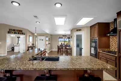 1844 W Highway 12, Lodi, CA 95242 - Photo 14