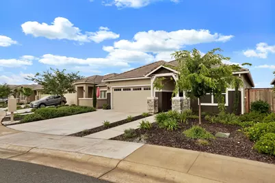 1012 Hogan Road, Galt, CA 95632 - Photo 2