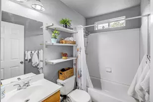 3851 8th Ave, Sacramento, CA 95817 - Photo 24