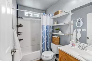 3851 8th Ave, Sacramento, CA 95817 - Photo 28