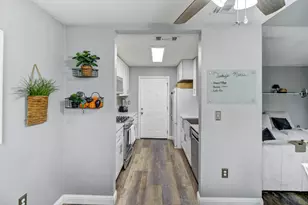 3851 8th Ave, Sacramento, CA 95817 - Photo 12