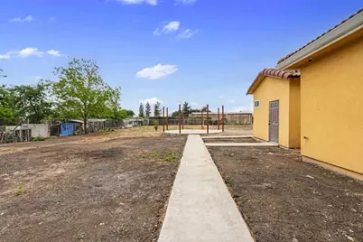 6380 Kaiser Road, Stockton, CA 95215 - Photo 30