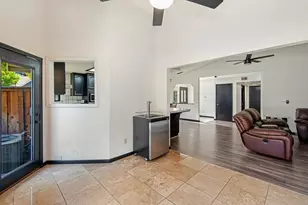 8831 Minnie Cir, Elk Grove, CA 95624 - Photo 18