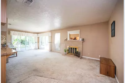 8445 Juglans Drive, Orangevale, CA 95662 - Photo 16