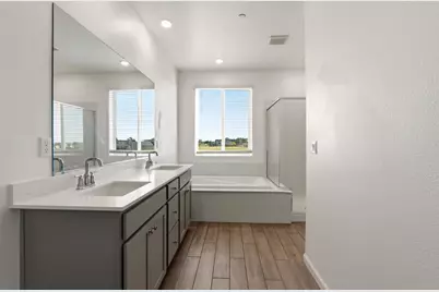 8679 Oldfield Way, Sacramento, CA 95829 - Photo 8