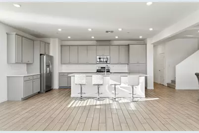 8679 Oldfield Way, Sacramento, CA 95829 - Photo 4