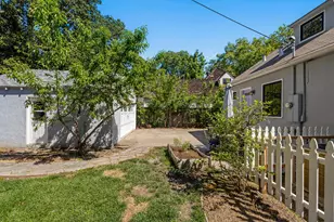 2616 Land Park Dr, Sacramento, CA 95818 - Photo 18