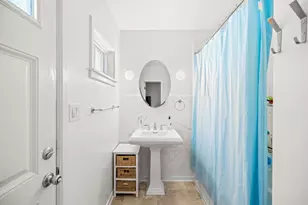 2616 Land Park Dr, Sacramento, CA 95818 - Photo 36