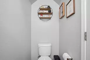 6219 Howard Ave, Riverbank, CA 95367 - Photo 8