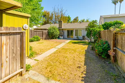 6829 Gordon Court, Stockton, CA 95219 - Photo 20