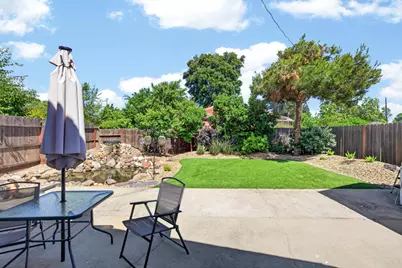 29 W Maple Street, Stockton, CA 95204 - Photo 32