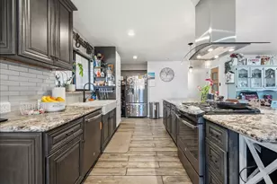 10585 Joeger Rd, Auburn, CA 95602 - Photo 12