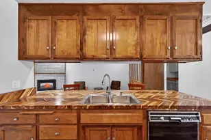 1373 Richland Rd, Yuba City, CA 95993 - Photo 12