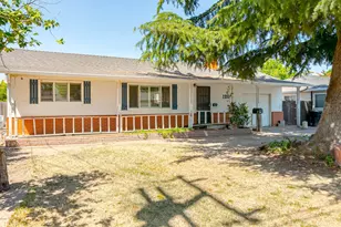 1204 Maple Dr, Oakdale, CA 95361 - Photo 2