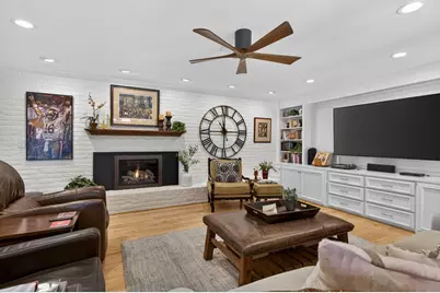 7233 Parkwoods Drive, Stockton, CA 95207 - Photo 20