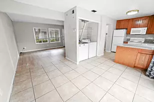 8853 La Riviera Dr, Sacramento, CA 95826 - Photo 22