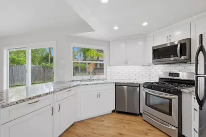 8263 Scarlet Oak Circle, Citrus Heights, CA 95610 - Photo 12