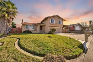 8204 Scarlet Oak Cir, Citrus Heights, CA 95610 - Photo 2