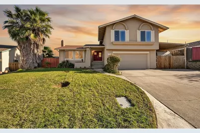 8204 Scarlet Oak Circle, Citrus Heights, CA 95610 - Photo 1