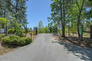 19539 Mountain Lion Rd, Grass Valley, CA 95945 - Photo 4