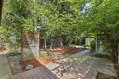 3917 Kings Way, Sacramento, CA 95821 - Photo 22