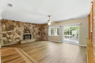 3917 Kings Way, Sacramento, CA 95821 - Photo 14