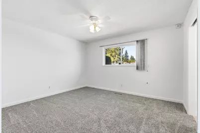 1008 Colonial Court, Modesto, CA 95350 - Photo 24