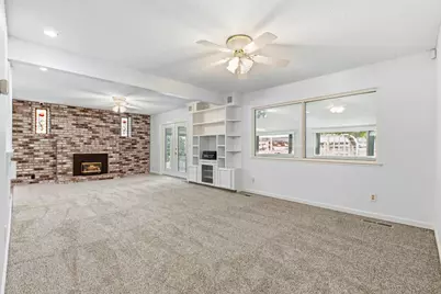 1008 Colonial Court, Modesto, CA 95350 - Photo 4