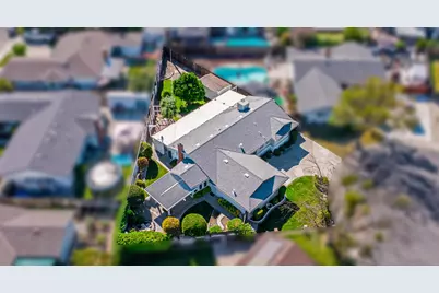 1008 Colonial Court, Modesto, CA 95350 - Photo 38