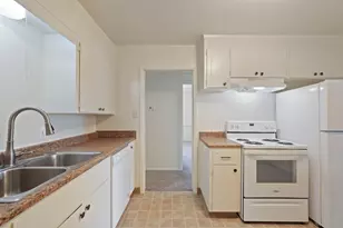 1606 W Lockeford St, Lodi, CA 95242 - Photo 10