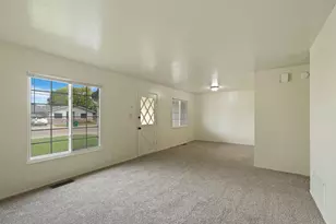 1606 W Lockeford St, Lodi, CA 95242 - Photo 1