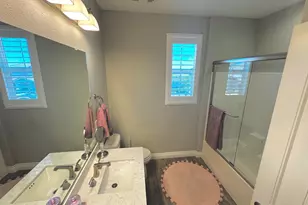 8026 Prairie Hawk Wy, Sacramento, CA 95829 - Photo 18