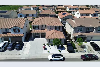 8026 Prairie Hawk Way, Sacramento, CA 95829 - Photo 2