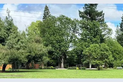 1906 University Park Drive, Sacramento, CA 95825 - Photo 38