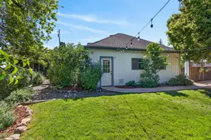 721 38th St, Sacramento, CA 95816 - Photo 44