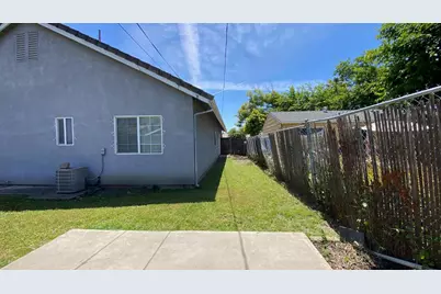 2715 Wood Violet Way, Sacramento, CA 95822 - Photo 22
