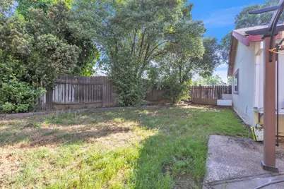9833 Winterwood Way, Sacramento, CA 95827 - Photo 22