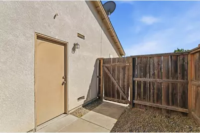 1933 Lifetime Drive, Modesto, CA 95355 - Photo 38