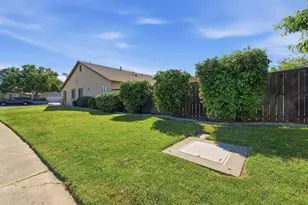 1933 Lifetime Dr, Modesto, CA 95355 - Photo 4
